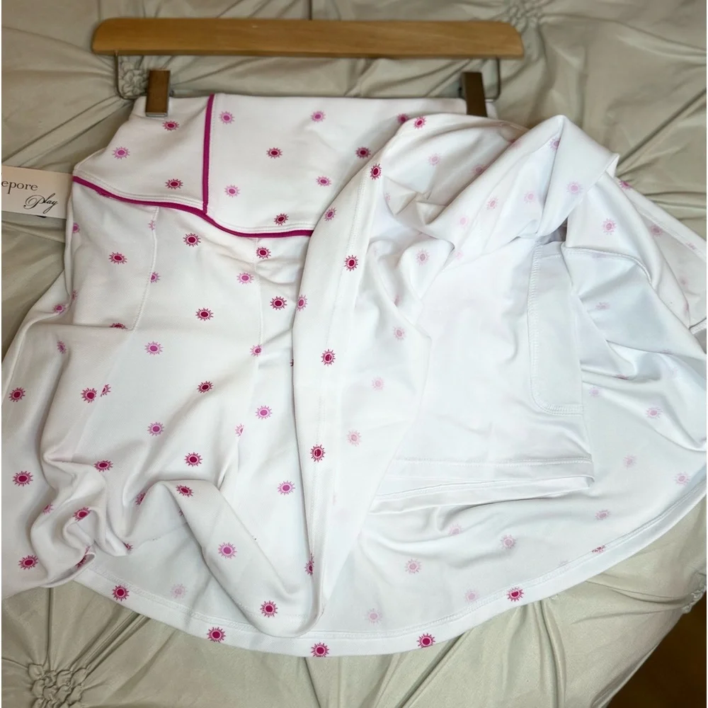 NWT Nanette Lepore White Tennis Skirt Skort w Hot Pink Sunbursts Size Small - Picture 6 of 15